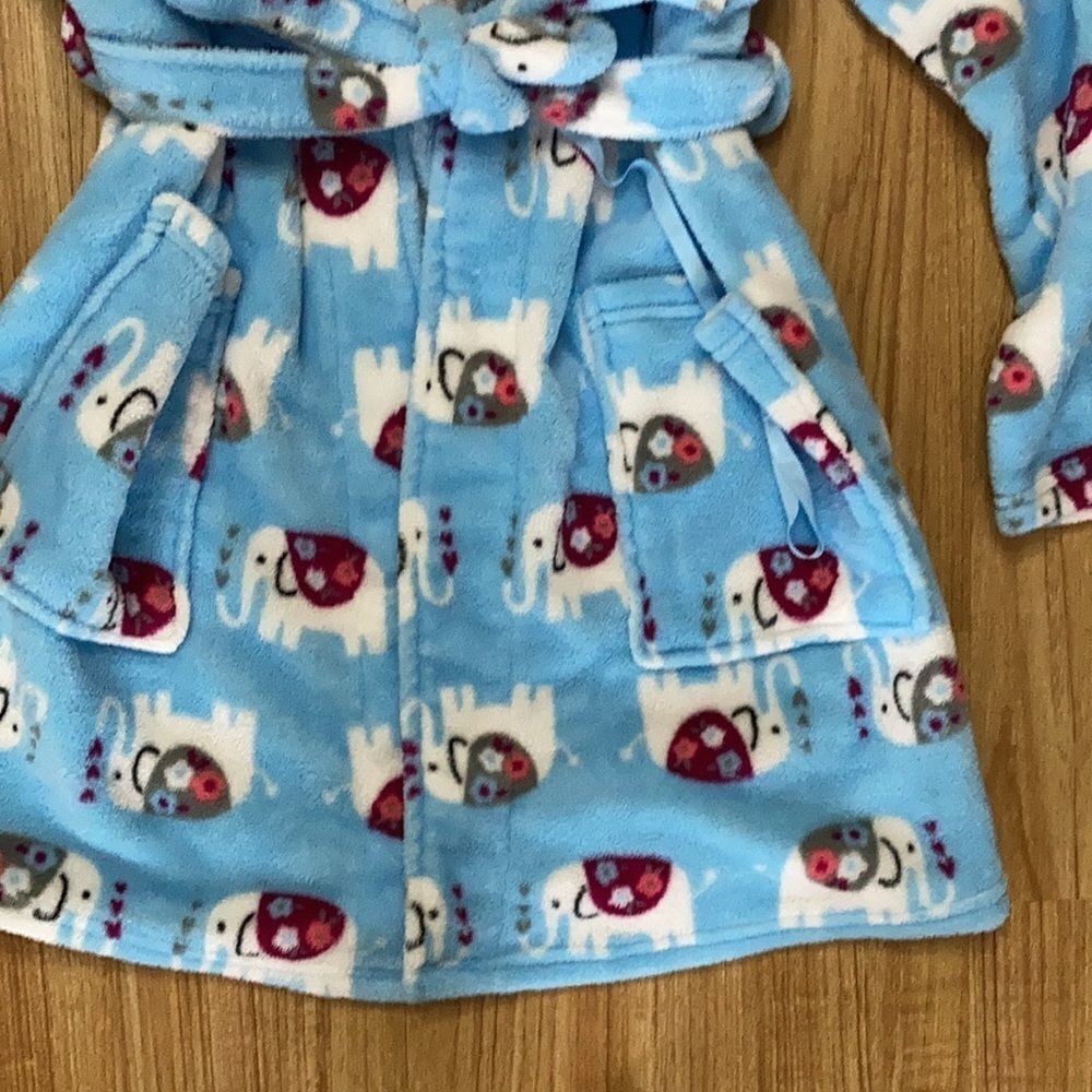 Pj Couture Colorful Fuzzy Robe Euc - image 2